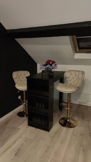 Logement Romantique Et Cosy Charleroi Dış mekan fotoğraf